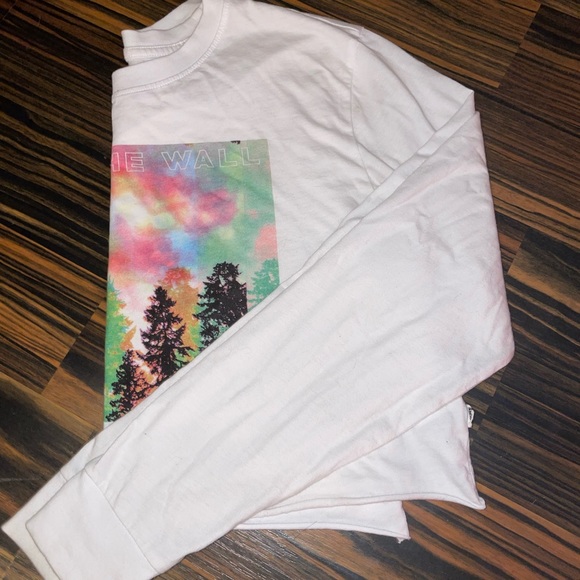 Vans Tops - Vans Graphic White Long Sleeve